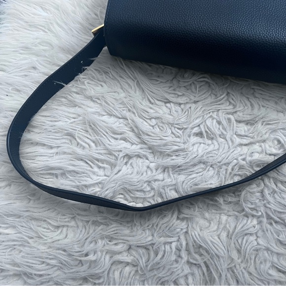 The Curated Shoulder Bag - Pebbled Leather - Picture 13 of 13